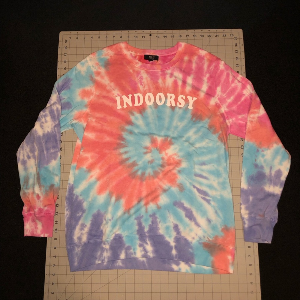 Modern Canvas. Indoorsy Crew Neck Sweatshirt. Size Large. Tie Dye Multi Color.